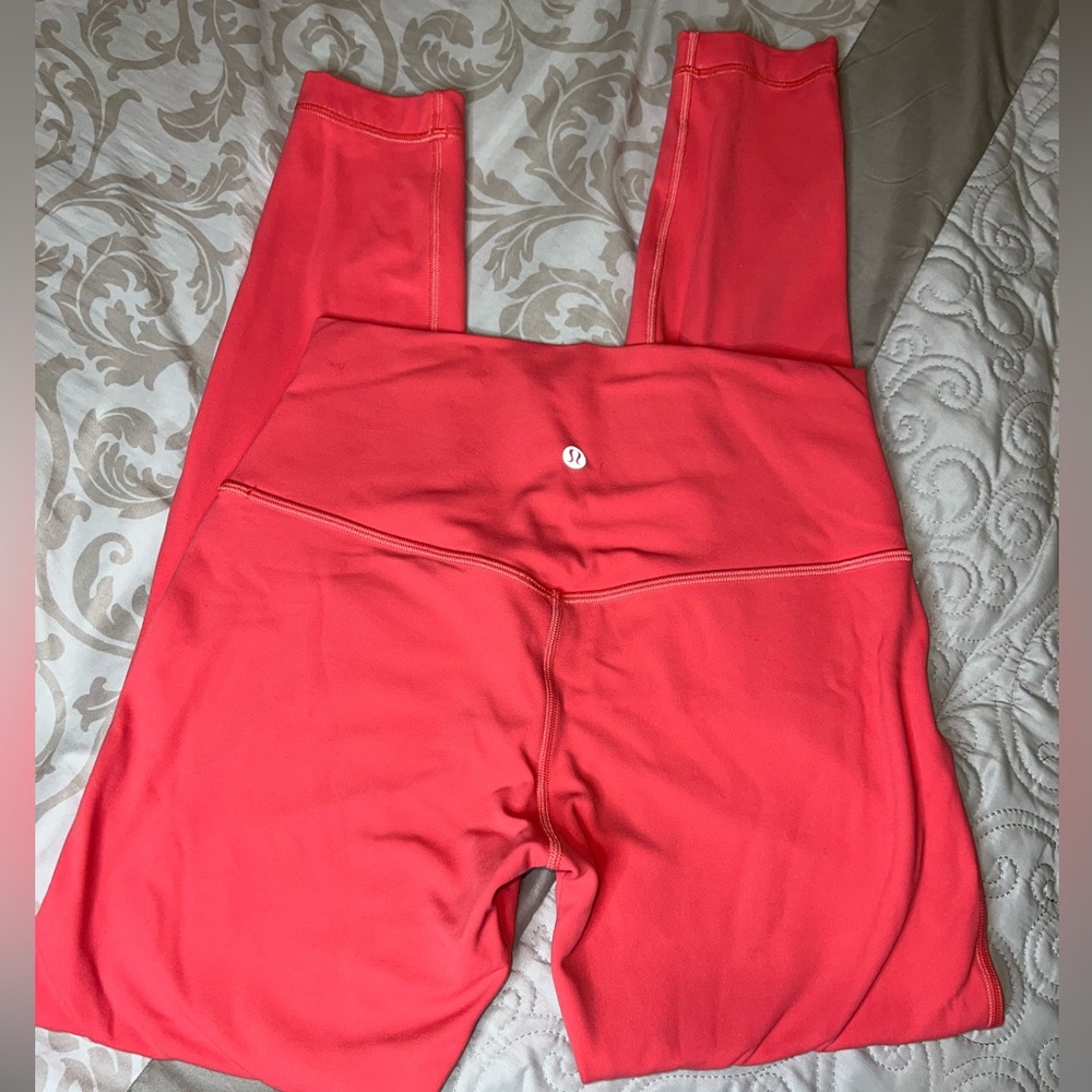 Lululemon NWOT size 8 align leggings